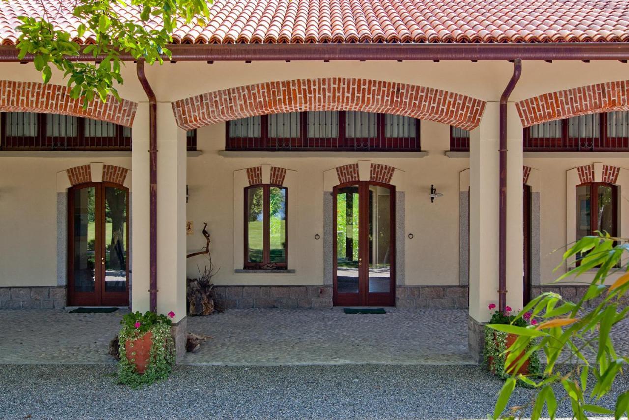 Polidora Bed and Breakfast Laveno-Mombello Eksteriør billede