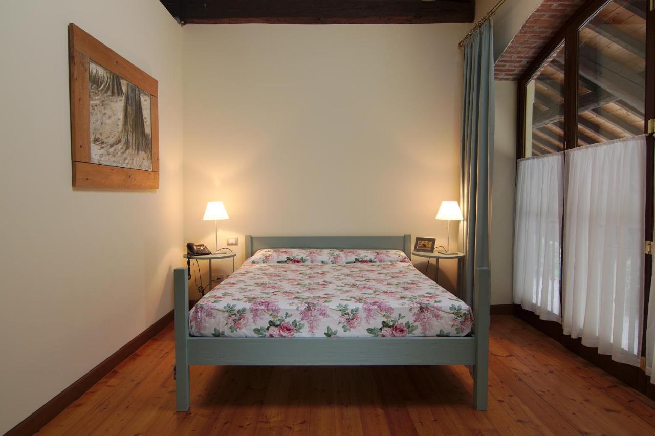 Polidora Bed and Breakfast Laveno-Mombello Eksteriør billede